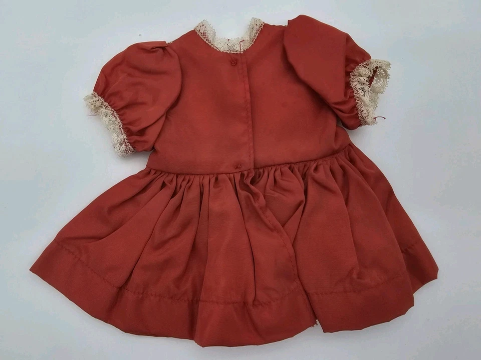 Vestido de Tafetán Rojo Vintage Terri Lee Fashions Etiquetado Montgomery Ward Años 50 Foto 4 de 4