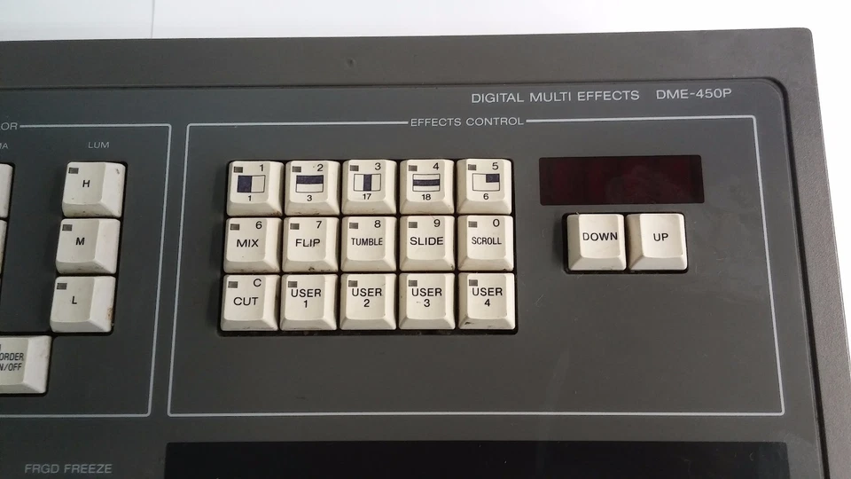 Old Sony DME-450P Professional Video Digital Multi Effects Control Panel Console - Image 3 of 4