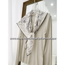 Sallys Animals Print 18 Momme Twill Silk Wrap Scarf Double Face Shawl 35"