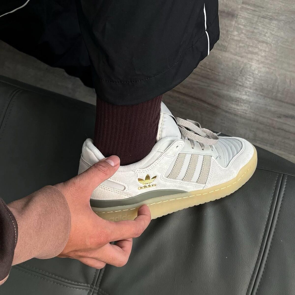 Adidas Originals Forum Low Men's Size 13 Skate Shoes Beige Adidas Originals Forum Low Men's Size 13 Skate Shoes Beige