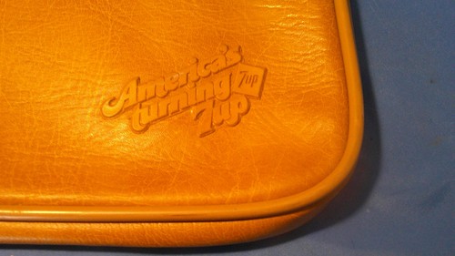 Vintage AMERICA’S TURN 7UP Pouch / Aktentasche 1970’s Ad Campaign America West - Bild 2 von 7
