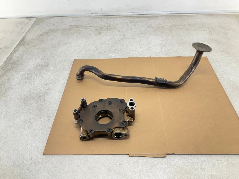 Bomba de aceite del motor 13-24 RAM 2500 6,4 L y tubo de recogida de aceite OEM CM Foto 3 de 4