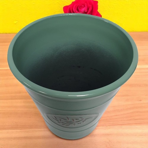 Green Olive Planter Pot 23cm 6L Lightweight Decorative Garden Plant Pot - Picture 3 of 18