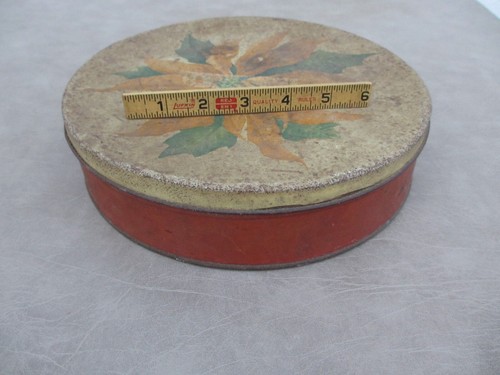 Mixed Lot Of Vintage Buttons In Old 10" Tin, 3 lbs 12 oz. Dark Plastic Buttons - Picture 9 of 9