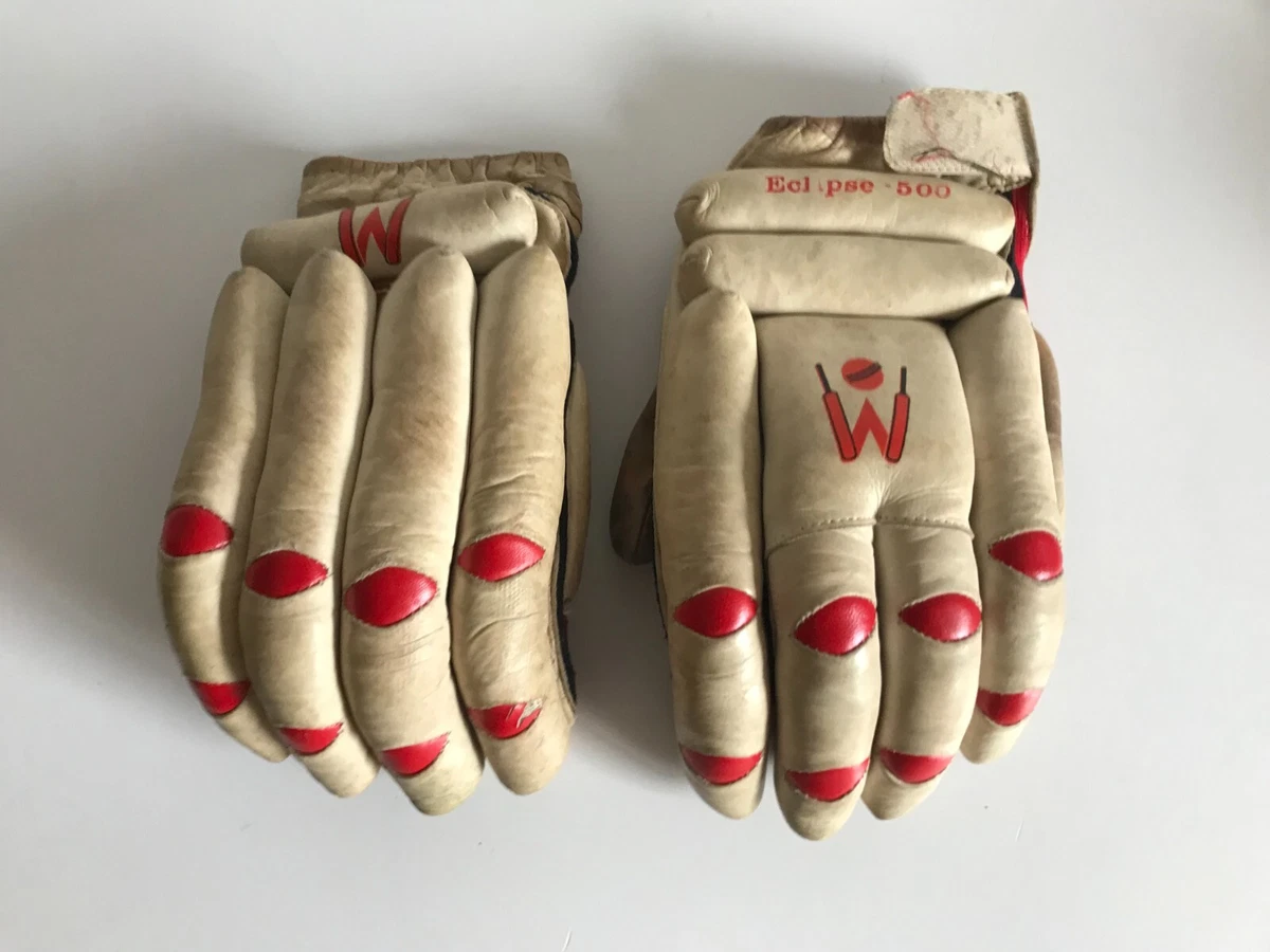 Old cricket sale gloves