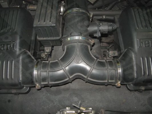 Mangueira de indução Autobahn88 AZUL silicone entrada de ar ajuste Ferrari F355 355 94-99 - Imagem 4 de 4