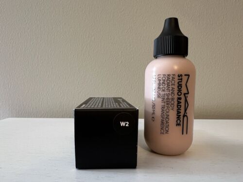 Mac Studio Radiance Face And Body Radiant Sheer Foundation - W2- 1.7 oz - BNIB - Picture 4 of 5