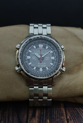 SEIKO SKY H023-00G0 WORLD TIMER PROFESSIONAL 10 ATM. QUARZ RARE