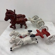 2 VINTAGE CAST IRON 2 HORSES PULLING CART VINTAGE ANTIQUE TOY HUBBLY No Rider