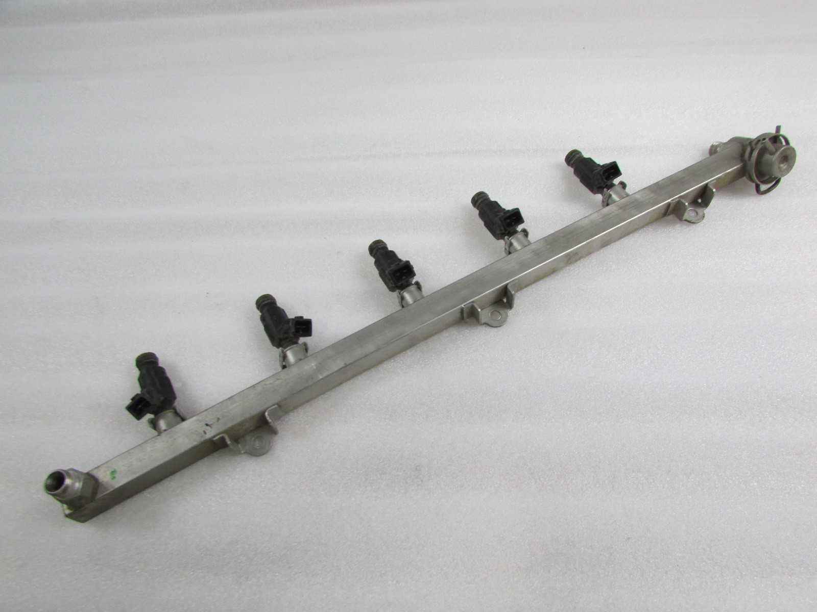 2007 Lamborghini Gallardo, x10 Fuel Injectors Only, Used, P/N 06A906031BA
