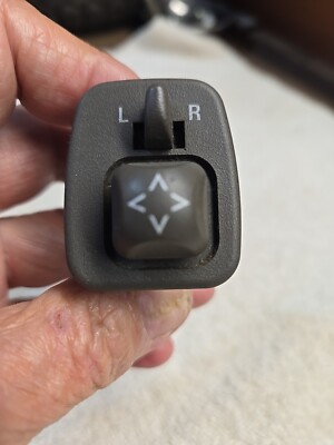 95 97 Lincoln Town Car Door Mirror Switch F5VB17B676ABW OEM FORD