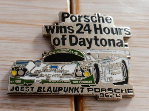 SELTENE PINS AUTO PROTO PORSCHE 962 C JOEST WINNER 24 STUNDEN DAYTONA MFS - Bild 1 von 2
