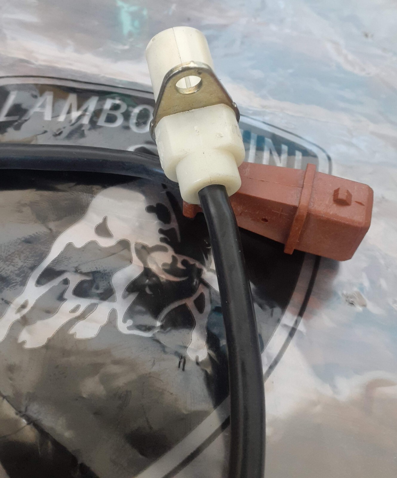 LAMBORGHINI Diablo Murcielago LM002  Crank / Phase Sensor  001625411 07M905381