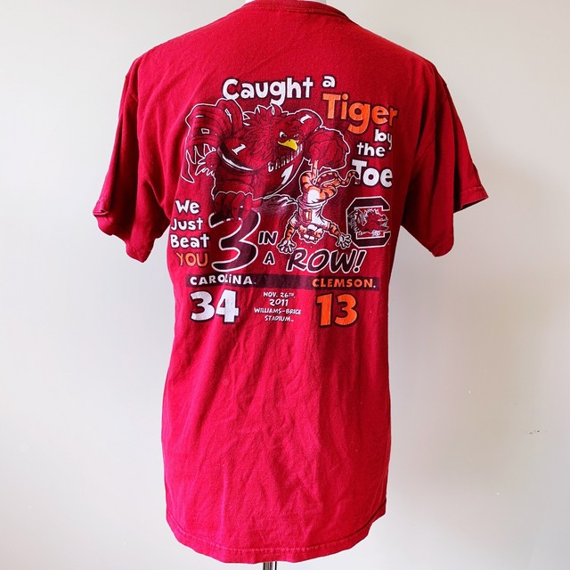 NCAA South Carolina Gamecocks vs Clemson Tigers Football Rivalry T-Shirt Medium | eBay