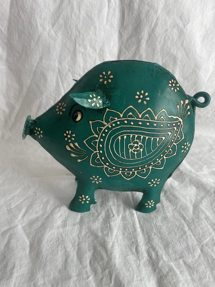 ALCANCÍA DE METAL ESTAÑO ARTE PINTADO A MANO Pintura Verde Elevada Hermosa Única en Su Clase Foto 3 de 4