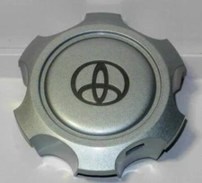 Toyota Genuine Wheel Hub Center Cap 42603-35630 4Pcs TACOMA 4RUNNER