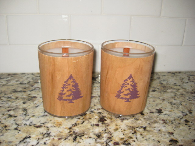 THYMES FRASIER FIR AROMATIC WOODEN WICK CANDLES X 2 9.5 OZ EACH NO BOX THYMES FRASIER FIR AROMATIC WOODEN WICK CANDLES X 2 9.5 OZ EACH NO BOX
