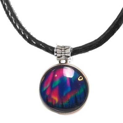 Aurora Borealis Glaskuppel Pendelleuchte, Nordlichter Waldszene, 18'' schwarze Kordel