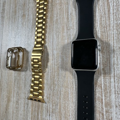 Apple Watch Series 3 38 mm boîtier en aluminium et bracelet Nike et bracelet bijoux cordon de charge - Photo 6 sur 6