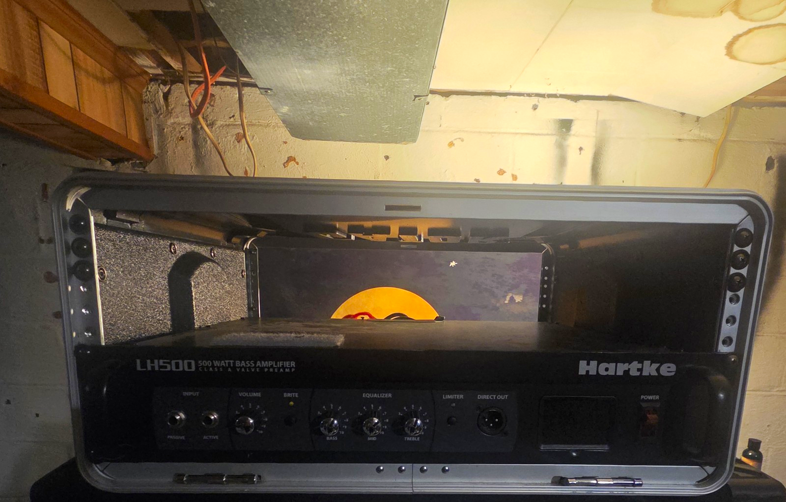 Hartke LH500 500W Bass Amplifier Head Rack Mountable Black EQ XLR Out