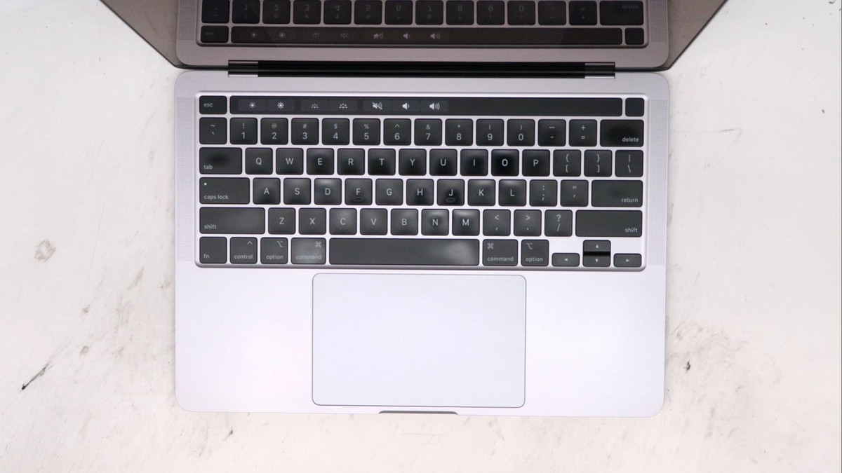 Apple MacBook Pro A2251 13 Core i7 32GB 1TB Gray 2020 | eBay