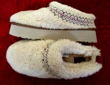 UGG Tazz Heritage Braid Platform Slippers Natural Colorway. Size 7