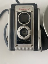 VINTAGE Kodak Duaflex II Camera w Strap Lens Kodar f:8 72mm