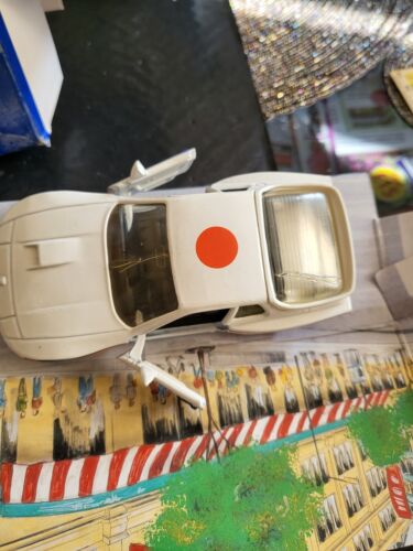 Metropolitan Police Porsche 944 Corgi Model Vehicle - Picture 8 of 12