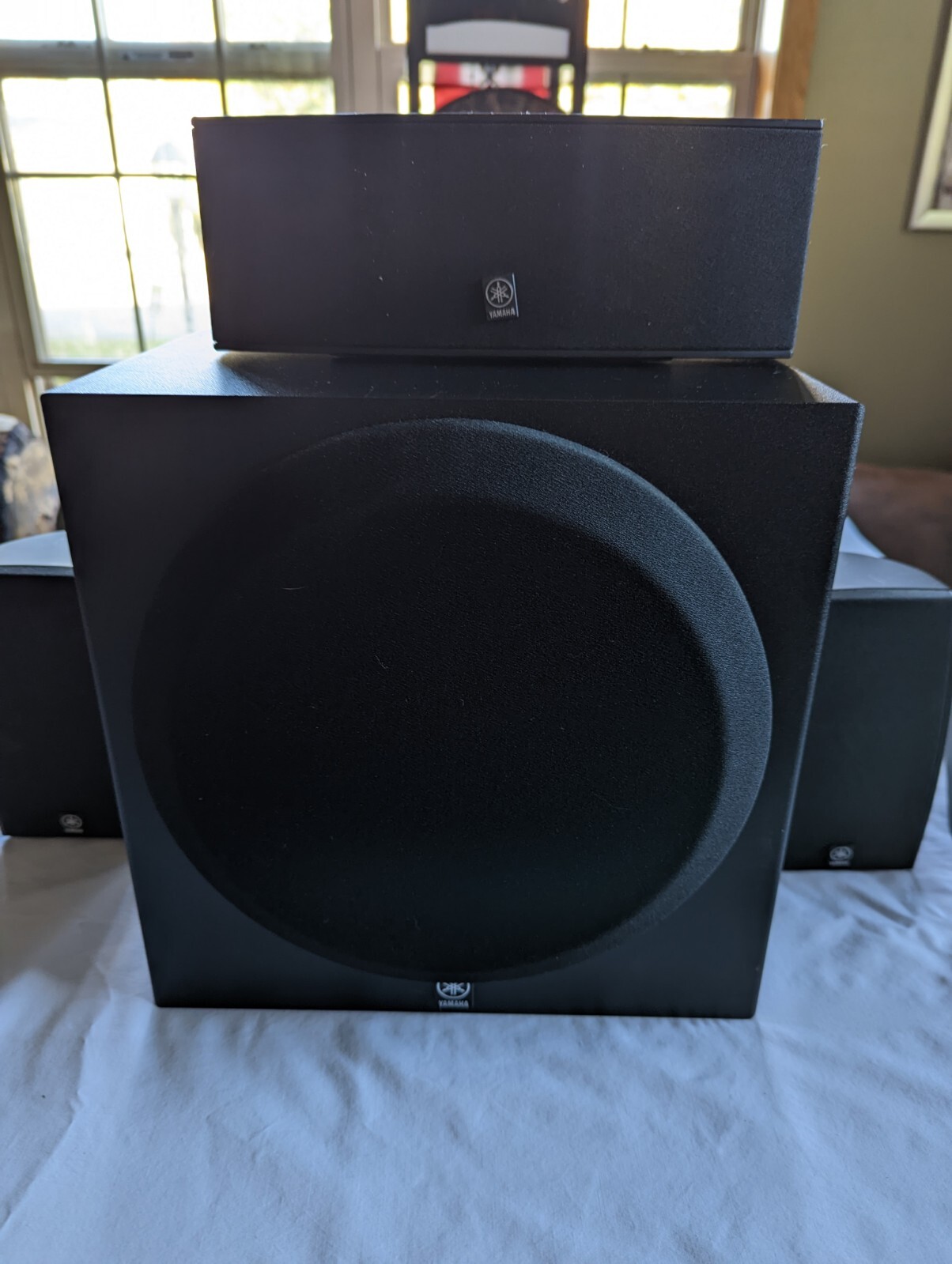 YAMAHA YSTSW012 6PC Set PActive Powered Subwoofer SUB Black Tested