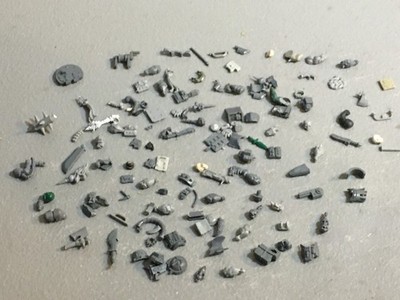 A33123 WARHAMMER 40K SPACE ORKS BITS LOT MIXED RANDOM GW GAMES WORKSHOP