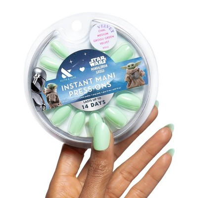 Olive & June Instant Mani Press-On Nails (Glue) | Oval, Grogu Green Velvet