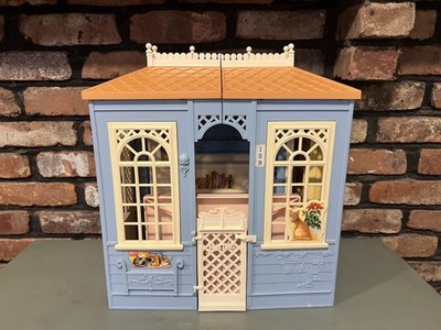 Vintage Mattel Barbie 1998 Family Cottage Fold Out Dollhouse No