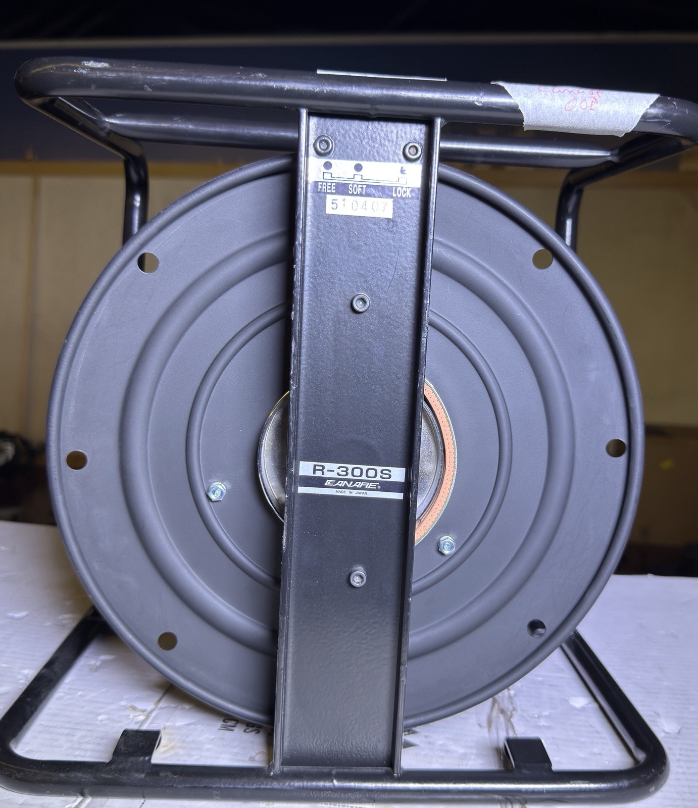Canare R-300S Professional Cable Reel / Spool – Steel Broadcast Cable Reel- 002