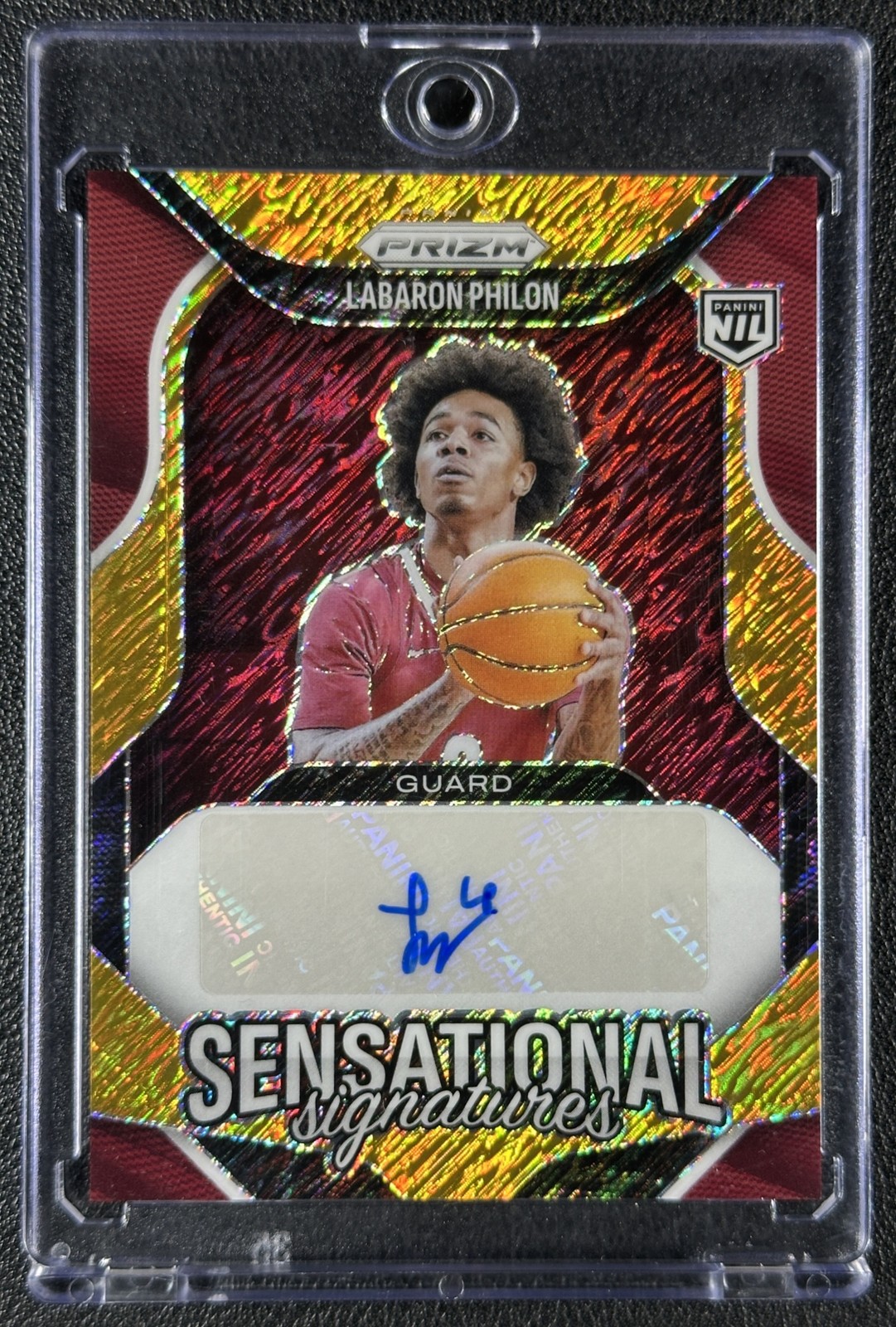 LABARON PHILON 2025-26 PANINI PRIZM SENSATIONAL AUTO GOLD SHIMMER FOTL 2/10 view 1