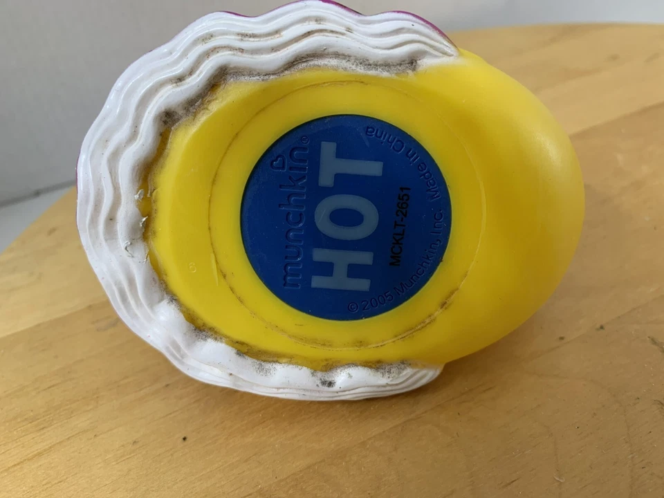 Munchkin Bonita Princesa Goma Pato Bañera Pato Juguete appx 4" de largo Foto 2 de 2