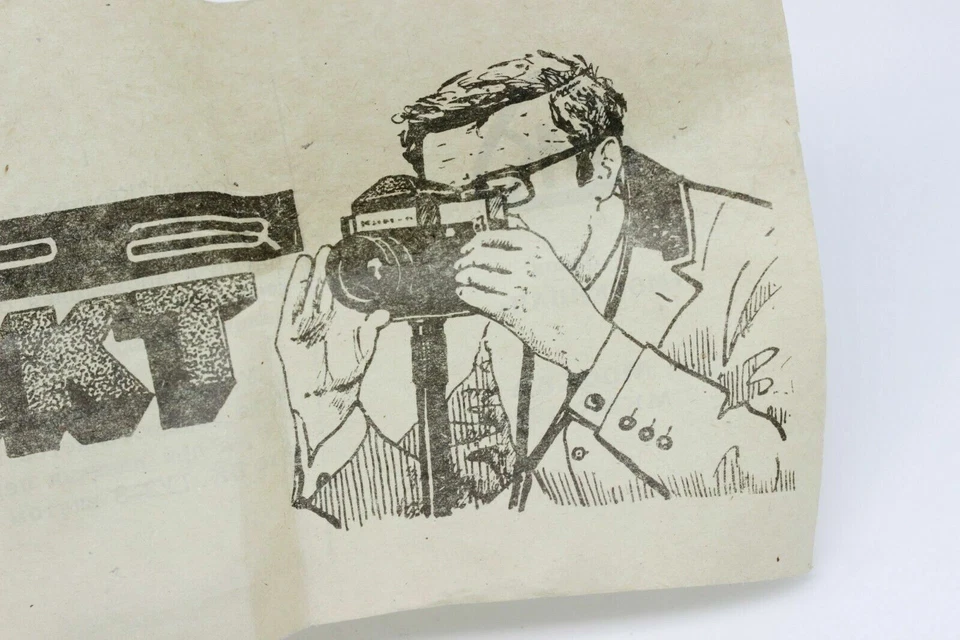 Vintage compact prop camera stand Tripod 1975 year photo Soviet - Image 3 of 4