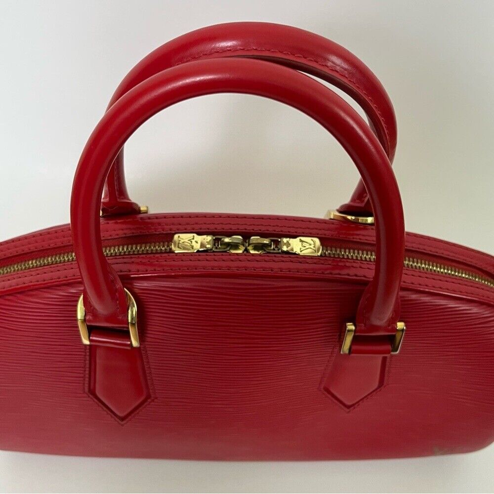 Authentic Louis Vuitton Jasmin Red Epi Leather Vintage 2005 France 