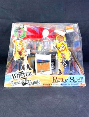Bratz pretty 'n' punk party Spot Play-set NRFB MGA! World destination 2 MB