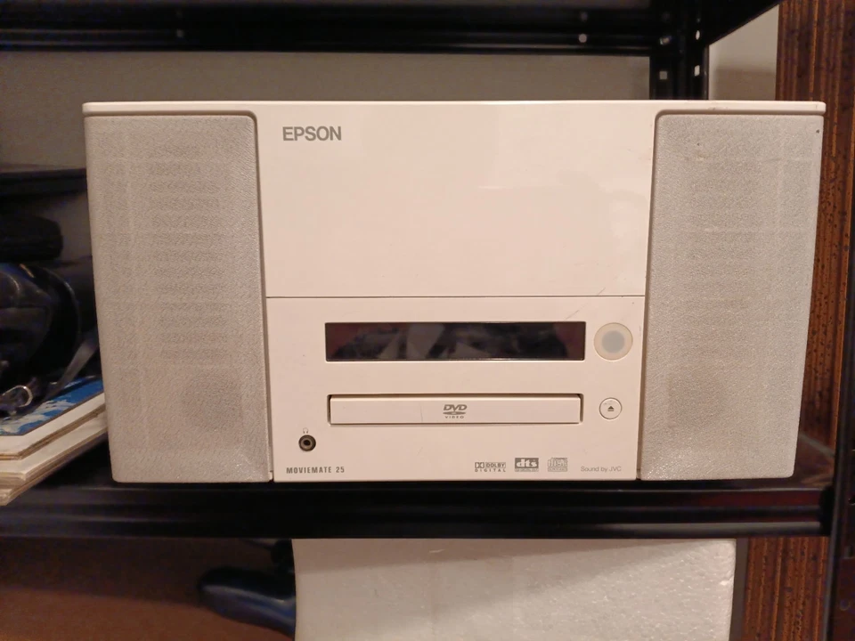 Epson Movie Mate 25 Projector EMP-TWD1 - WORKS GREAT - Image 3 of 4