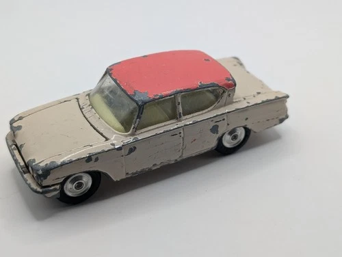 Corgi Toys 234 Ford Consul Classic 315 - Original Vintage Diecast