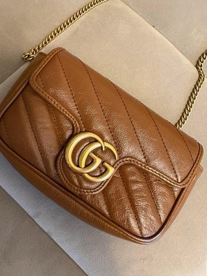 Gucci GG Marmont Mini-Umhängetasche, Gesteppt, Schwarz, Leder