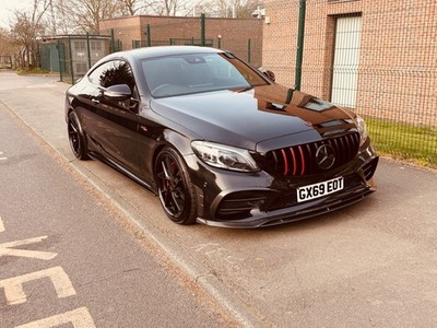 Mercedes-Benz 300 2019