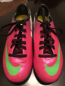 nike mercurial indoor pink