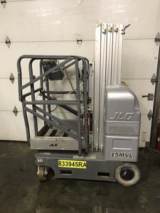2010-JLG-15MVL-15-039-ELECTRIC-SCISSOR-VERTICAL-MAST-DRIVABLE-MAN-LIFT