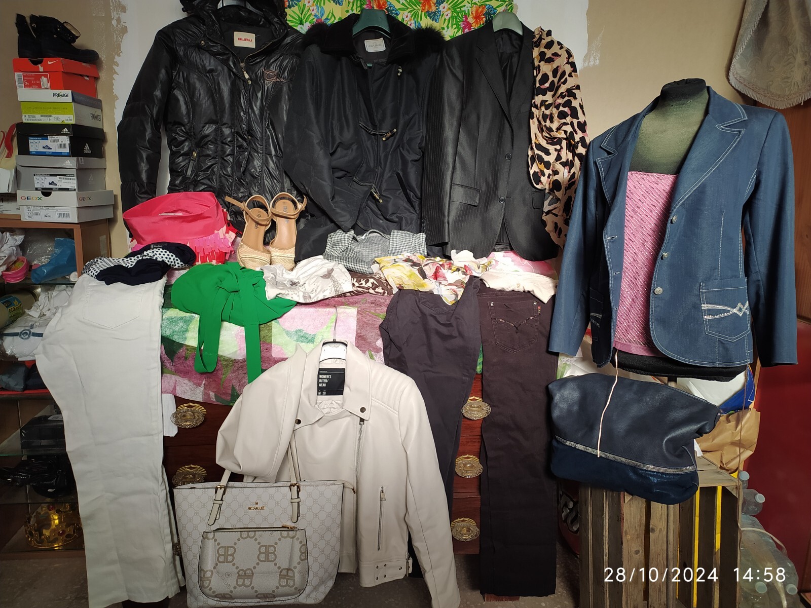 IDEA REGALO LOTTO ABBIGLIAMENTO SCARPE E ACCECSSORI DONNA M L 42 44 MISTO 20 PZ