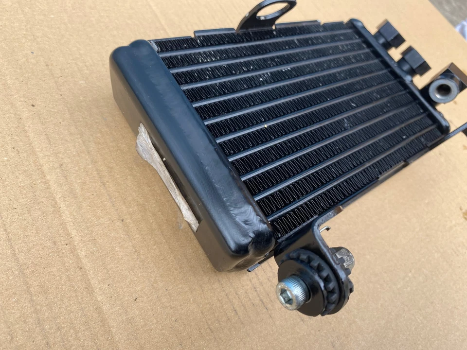 Матрица радиатора масляного охладителя Ducati Multistrada 1200 1200S - Изображение 3 из 4