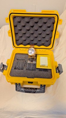 New Waterproof Watch Case, 3 Watch Slots, New 48mm Invicta Gold Dress Watch  