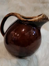 Vtg Hull Pottery Brown Drip Glaze Ball/Jug Pitcher W/Ice Lip 