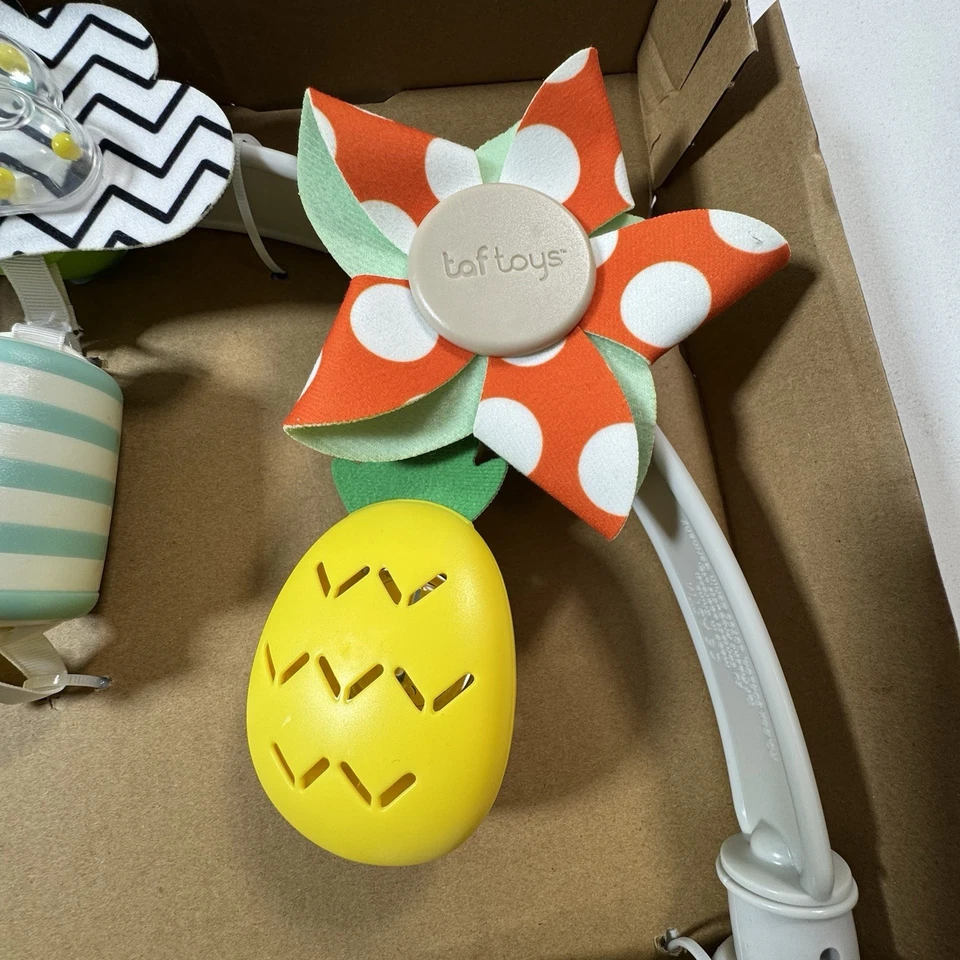 Cochecito de bebé arco de actividad al aire libre más fácil Taf Toys 0 m+ nuevo Foto 2 de 4