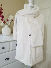Art.9 Womens Designer 2 Pc.Creamy White Super Soft Faux Fur Vest with Scarf Sz.L